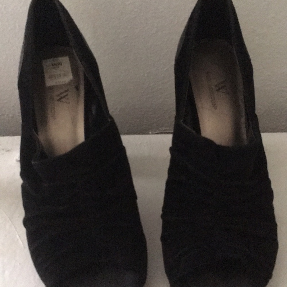 Black worthington shoes